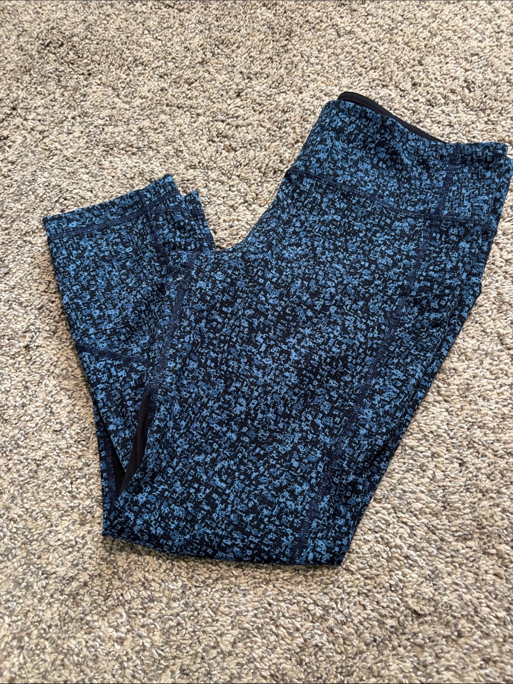 Lululemon Pace Rival Crop (22") size 8